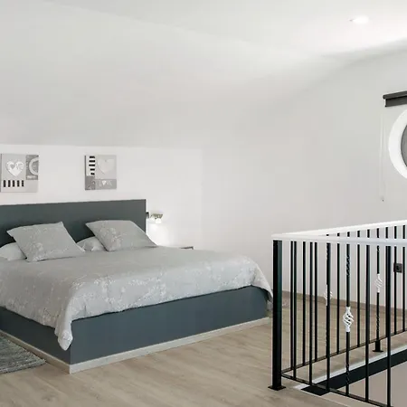 Refugio Do Lourinho Tatil Evi *