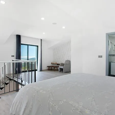 펜션 Refugio Do Lourinho *